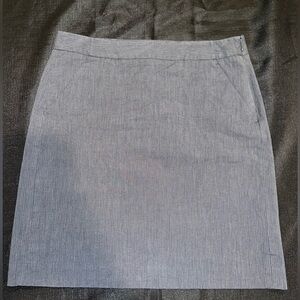 Theory Grey workplace skirt